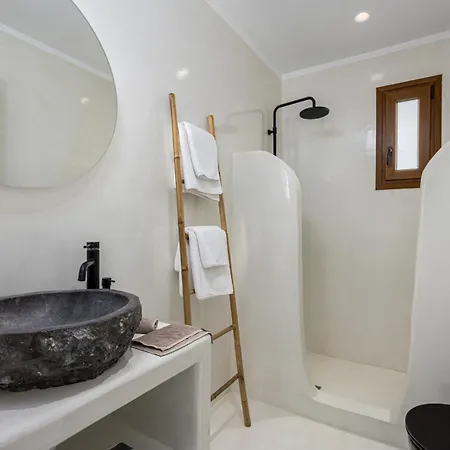 Leon Luxury 5*